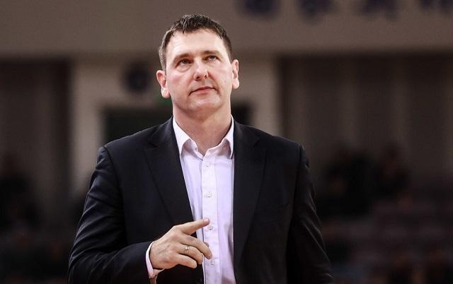 赛后体能课后,罗马手感冰凉备战国王杯,质疑声仍在,赛程密集仍需轮换 赛后体能课后,罗马手感冰凉备战国王杯,质疑声仍在,赛程密集仍需轮换