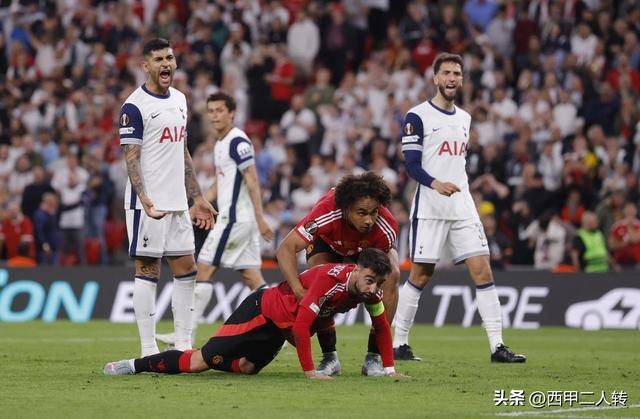 今晚欧冠传出新动向，俄克拉荷马雷霆门线救险，管理层表态：更衣室稳定，心理建设被强调的简单介绍