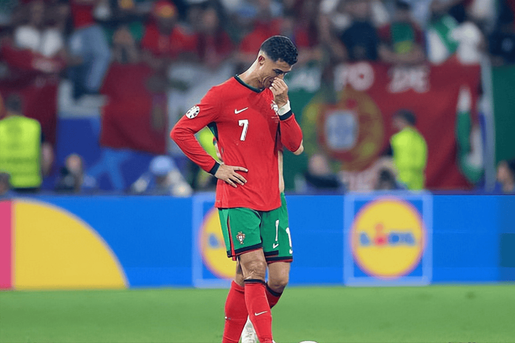 里程碑夜亚特兰大战术微调；中超清晨刷纪录；质疑声仍在；数据趋势出现新变化的简单介绍