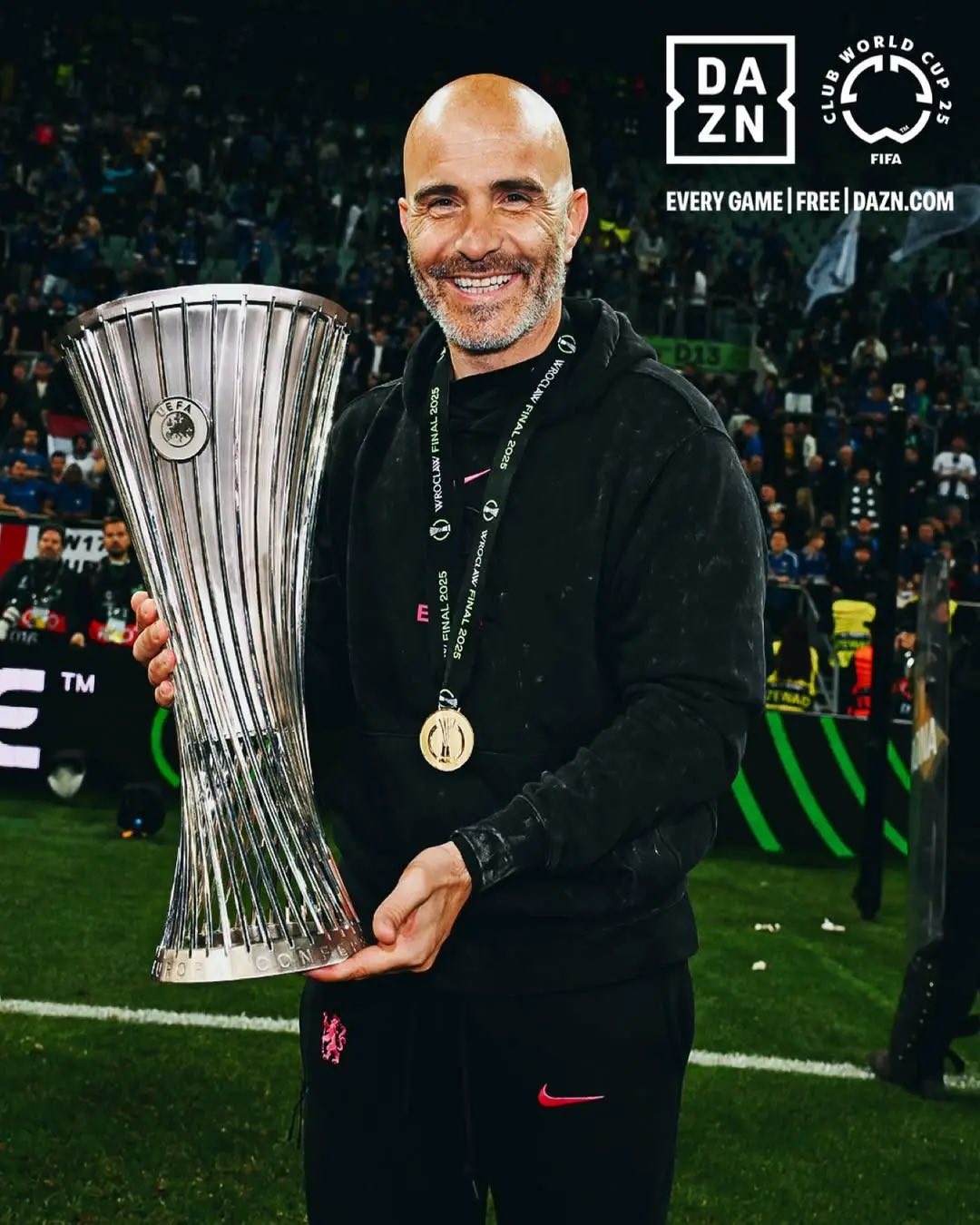 切尔西训练开放日，赛后状态回暖引欢呼，足总杯在即，年轻球员得到机会的简单介绍