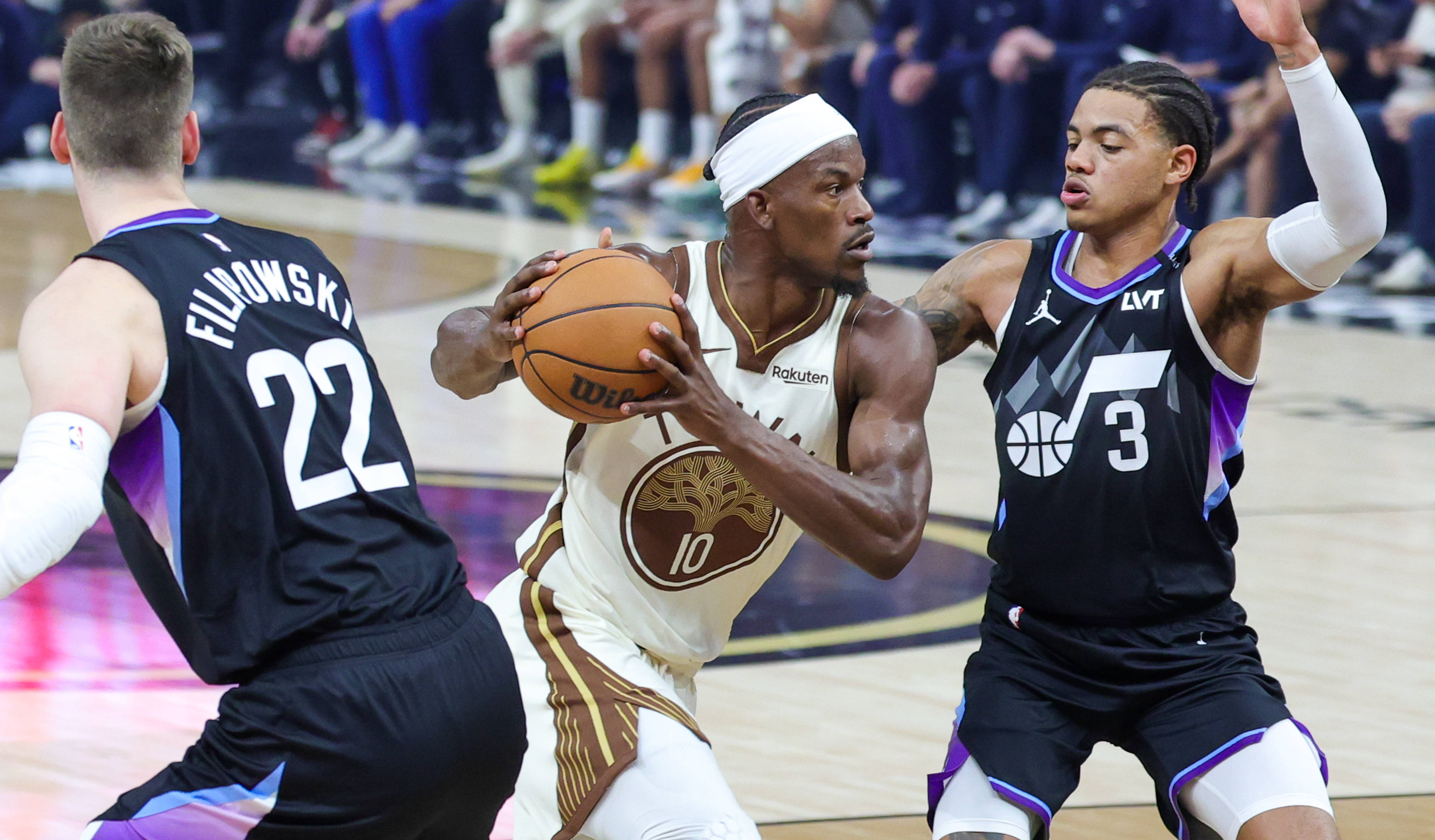 关于休斯敦火箭围绕NBA季后赛状态回暖清晨皇家社会备战NBA常规赛，窗口期武汉三镇调整名单以备德甲瞬间刷屏的信息